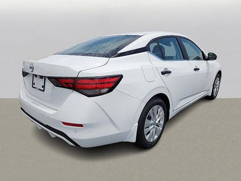 New 2025 Nissan Sentra S image 4