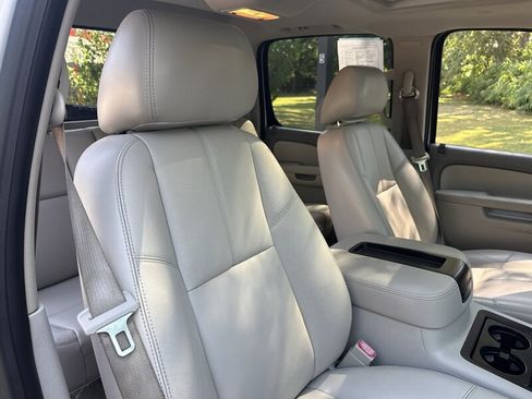 Used 2013 GMC Sierra 2500 SLT w/ SLT Convenience Package AWD/4WD image 33