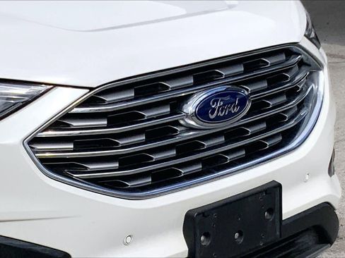 Used 2024 Ford Edge Titanium image 26
