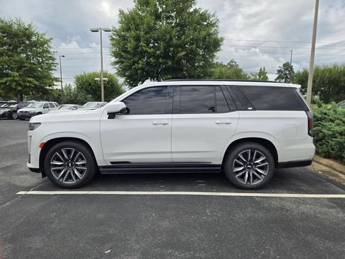 Used 2021 Cadillac Escalade Sport w/ Driver Assist Tech Package RWD image 4