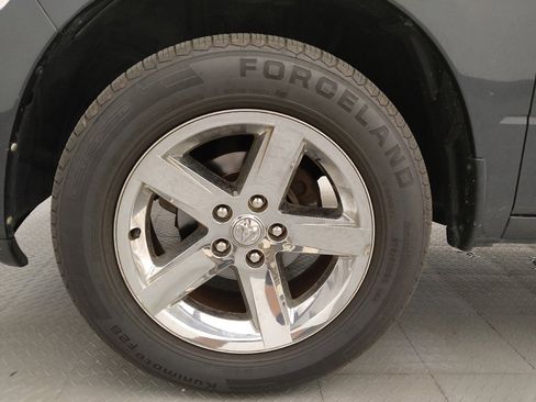 Used 2017 RAM 1500 Express RWD image 31