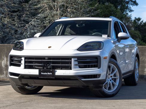 Certified 2026 Porsche Cayenne image 1