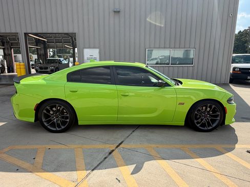 Used 2023 Dodge Charger Scat Pack w/ Plus Group RWD image 9