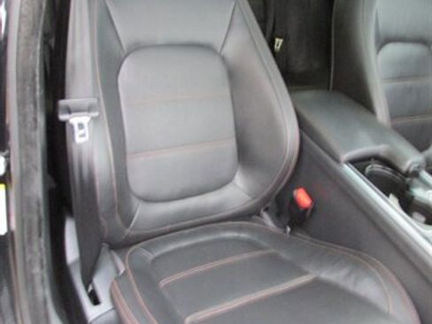 Used 2017 Jaguar XE Prestige image 14