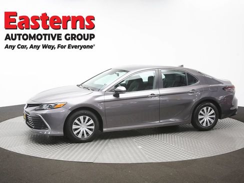 Used 2023 Toyota Camry LE FWD image 59