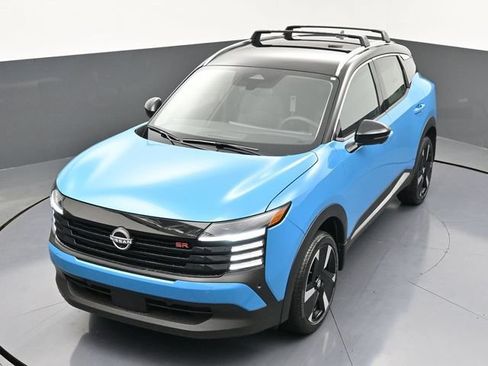 New 2026 Nissan Kicks SR FWD image 37
