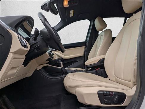 Used 2018 BMW X1 xDrive28i image 15