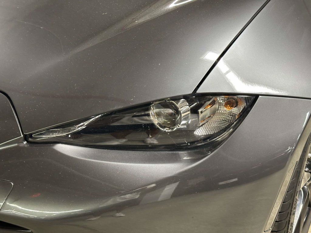 Used 2020 MAZDA MX-5 Miata RF Club RWD image 9