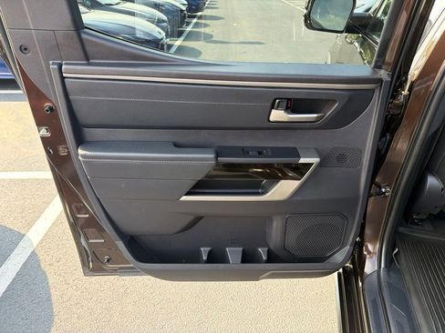 Used 2023 Toyota Tundra Limited AWD/4WD image 19