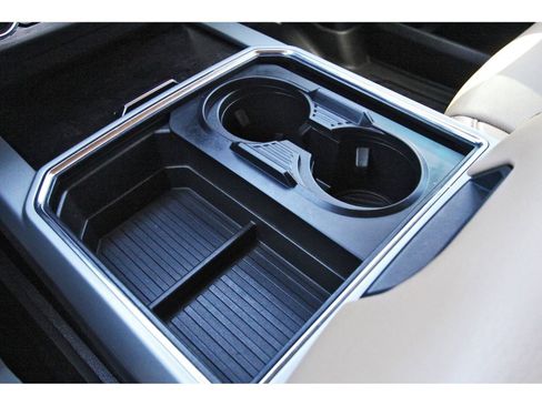 Used 2022 Ford F450 Lariat w/ Lariat Value Package image 29