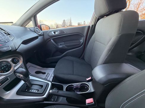 Used 2015 Ford Fiesta SE w/ Comfort Package image 17