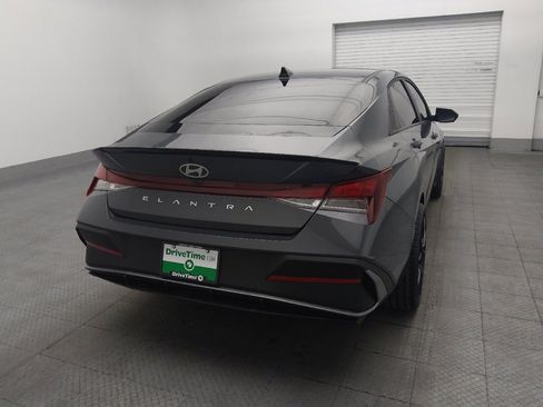 Used 2025 Hyundai Elantra Sport image 7