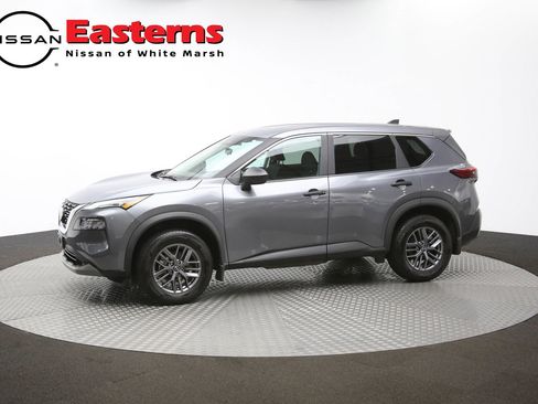 Used 2023 Nissan Rogue S image 90