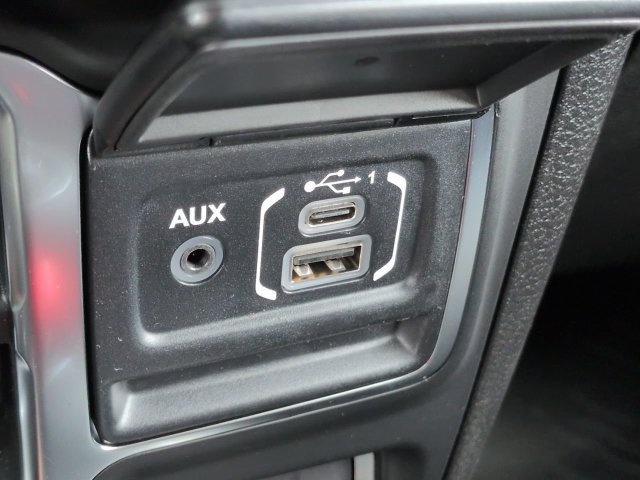 New 2027 Jeep Wrangler Unlimited Sahara AWD/4WD image 23