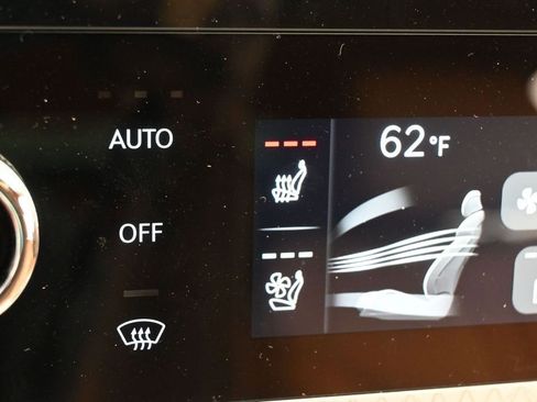 Used 2025 Genesis GV80 2.5T Advanced AWD/4WD image 32