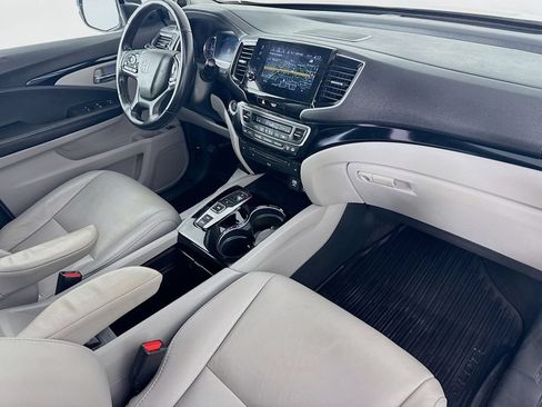 Used 2022 Honda Pilot Touring image 38