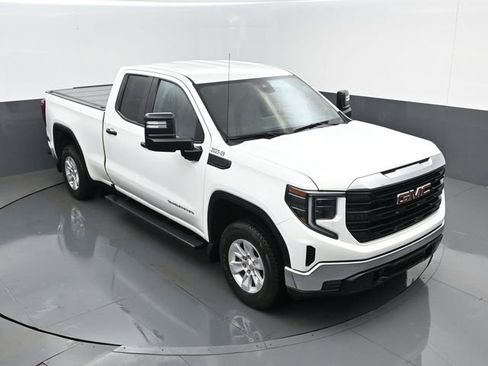 Used 2023 GMC Sierra 1500 Pro w/ Pro Value Package AWD/4WD image 17