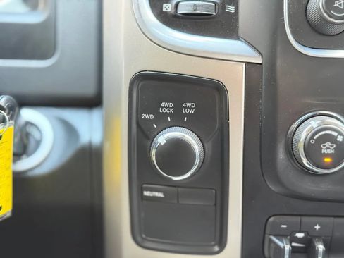 Used 2015 RAM 2500 Big Horn AWD/4WD image 20