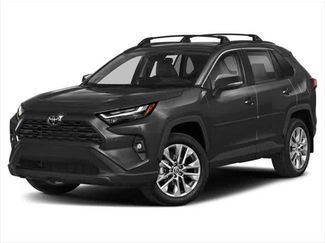 Used 2025 Toyota RAV4 XLE video 1