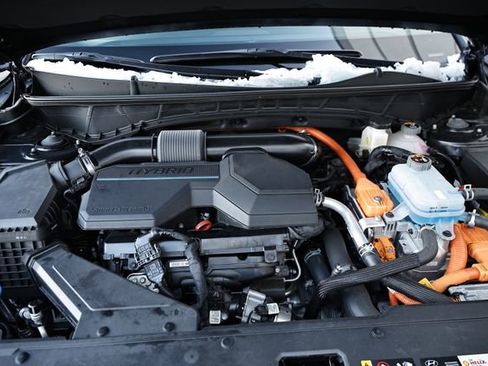 Used 2024 Hyundai Tucson Limited image 30