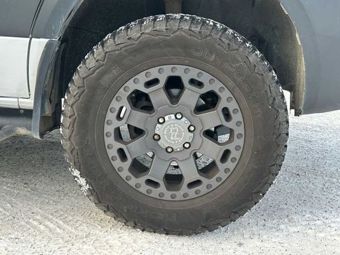 Used 2021 Freightliner Sprinter 2500 image 9