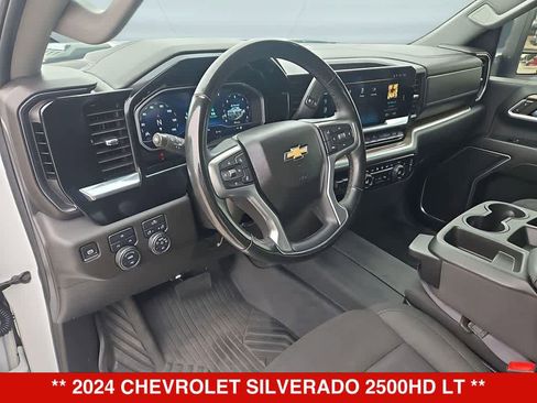 Used 2024 Chevrolet Silverado 2500 LT AWD/4WD image 10