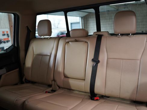 Used 2020 Ford F250 Lariat w/ FX4 Off-Road Package image 33