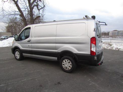 Used 2020 Ford Transit 250 250 3dr SWB Low Roof Cargo Van w/ Interior Upgrade Package image 31