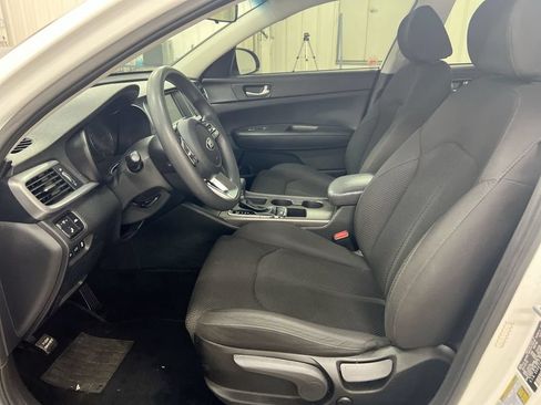 Used 2020 Kia Optima LX FWD image 19