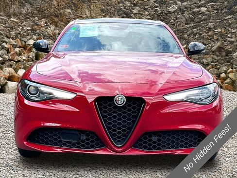 Used 2020 Alfa Romeo Giulia Ti w/ Nero Edizione AWD/4WD image 3