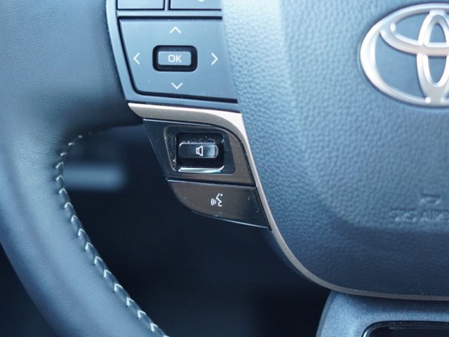 Certified 2026 Toyota Crown AWD/4WD image 23