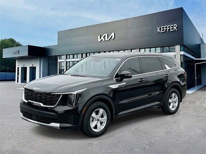 Certified 2025 Kia Sorento LX