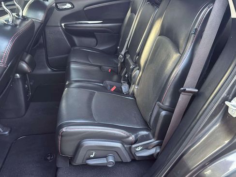 Used 2019 Dodge Journey GT image 27