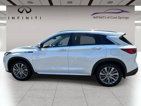Certified 2025 INFINITI QX50 Luxe AWD/4WD image 4