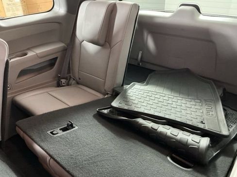 Used 2014 Honda Pilot Touring image 15