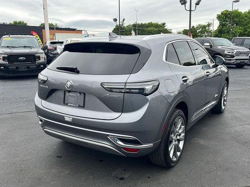 Used 2022 Buick Envision Avenir w/ Technology Package II FWD image 5