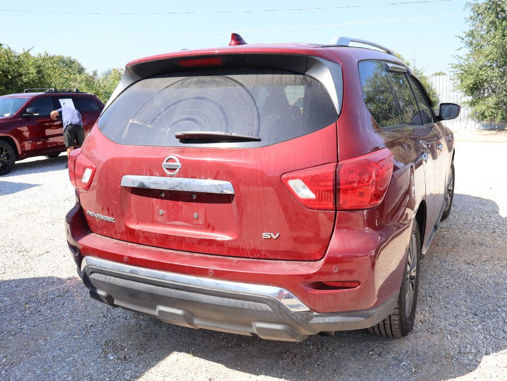 Used 2019 Nissan Pathfinder SV FWD image 16