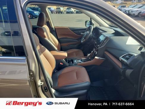 Used 2022 Subaru Forester Touring image 12