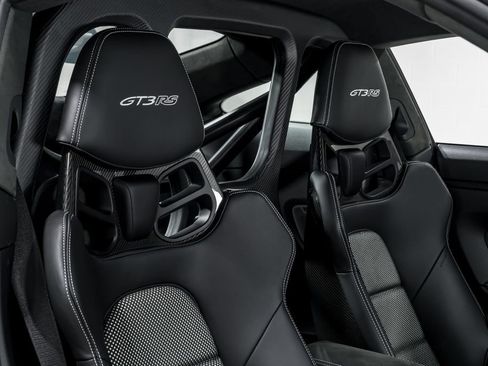 Used 2025 Porsche 911 GT3 RS RWD image 36