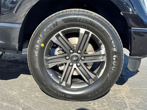 Used 2022 Ford F150 Lariat AWD/4WD image 6