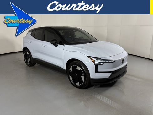 New 2026 Volvo EX30 Plus image 1