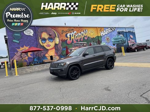 Certified 2020 Jeep Grand Cherokee Altitude AWD/4WD image 1