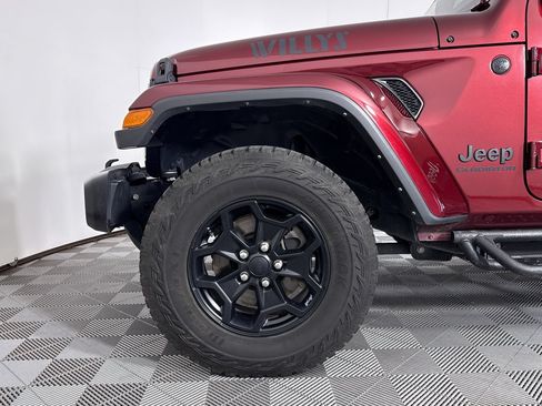 Used 2021 Jeep Gladiator Sport AWD/4WD image 23