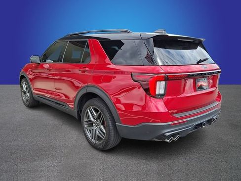 Used 2025 Ford Explorer ST AWD/4WD image 7