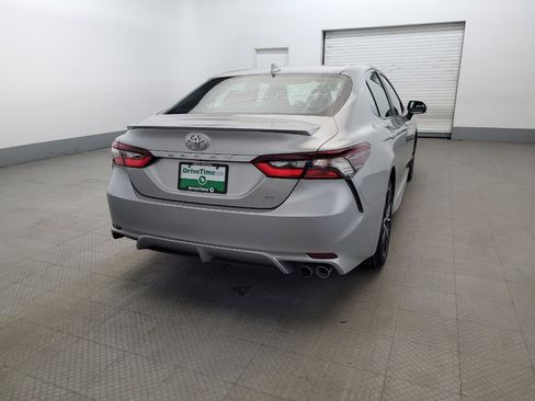 Used 2021 Toyota Camry SE image 7