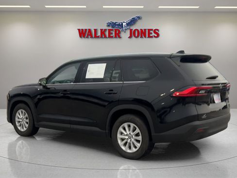 Used 2024 Toyota Grand Highlander XLE image 5