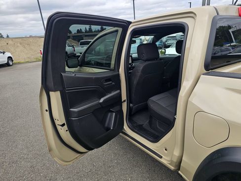 Used 2024 Chevrolet Colorado Trail Boss w/ LPO, Dark Essentials Package AWD/4WD image 21