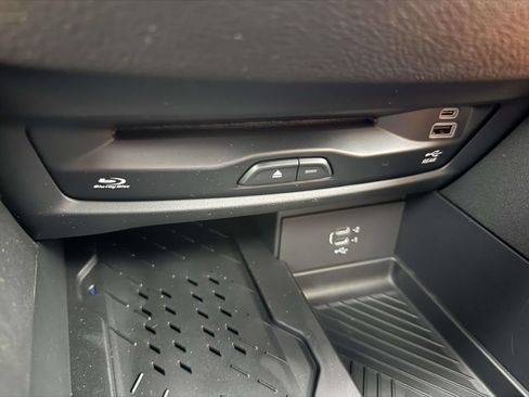 New 2026 Chrysler Pacifica Pinnacle AWD/4WD image 29