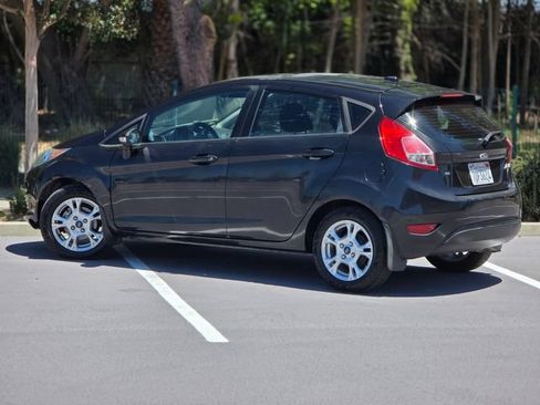 Used 2014 Ford Fiesta SE w/ Exterior Protection Package FWD image 13