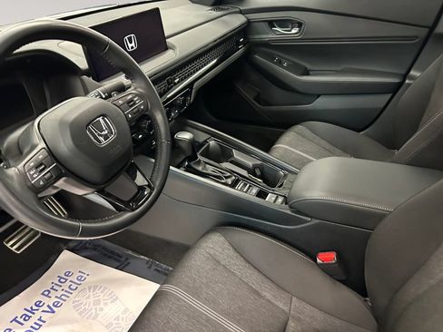 Used 2023 Honda Accord Sport image 10